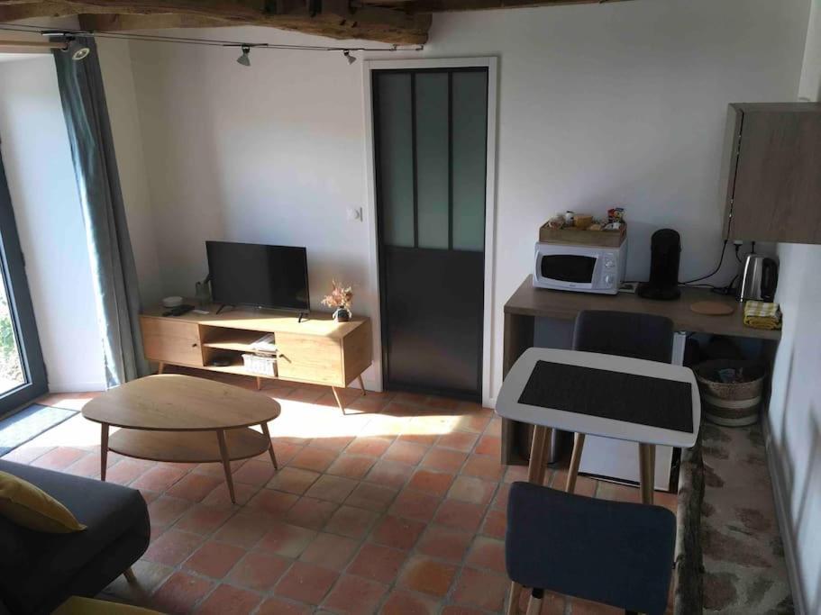 Logement Agreable A La Campagne Saint-Symphorien  Ngoại thất bức ảnh